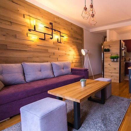 Apartment Lamar - Entry With Pin 0 - 24H, Underground Parking Garage, Elevator Slavonski Brod Eksteriør billede