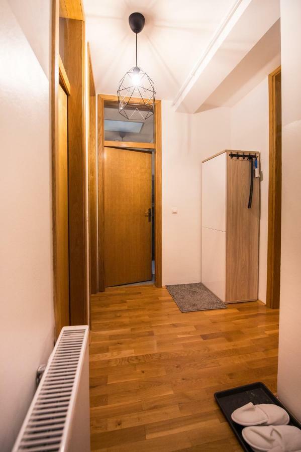 Apartment Lamar - Entry With Pin 0 - 24H, Underground Parking Garage, Elevator Slavonski Brod Eksteriør billede
